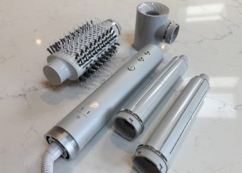 The T3 Aire 360 is the closest I’ve got to Dyson Airwrap-style results without paying Dyson prices