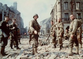 ‘Greatest war film ever made’ is a ‘masterpiece’ and on Netflix now