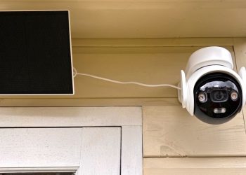 With 4G connectivity in addition to the usual Wi-Fi, the IMOU AOV PT is the ideal security camera for large properties