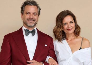 Katie Holmes, Joshua Jackson reunite after decades at ‘Happy Hours’ premiere