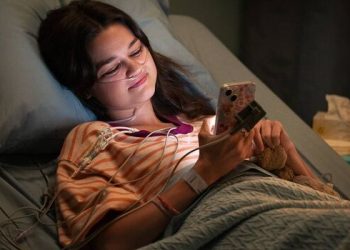 Netflix fans ‘staying up until 2am’ to watch emotionally devastating new film