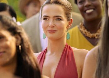 Netflix Voicemails for Isabelle delayed for years and originally starred someone else
