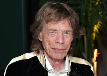 Mick Jagger feels ‘really stupid’ taking John Lennon’s advice on Elvis meeting