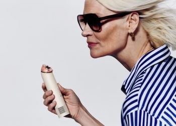 From styling your hair to drying your socks — 5 ways to use your portable fan in between heatwaves