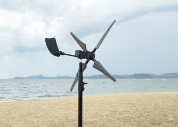 Portable wind turbines are riding the DIY energy boom — Ventyra R1 smashes Kickstarter goal by 90x, promising 35-minute phone charges