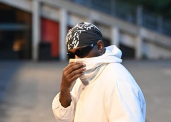 Kanye West clears up Russian concert confusion with website move