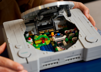 Original PlayStation brought back to life in new LEGO set