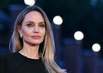 Angelina Jolie gets ’emotional’ over kids’ future plans