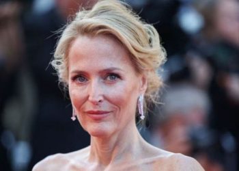 Gillian Anderson explains her ‘front row’ request