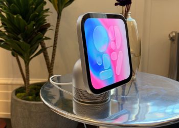 I’ve tried Apple’s HomeView, and it could help me do more at home without reaching for my iPhone