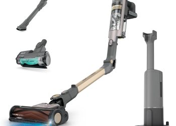 Shark’s latest and greatest 4.5-star-rated vacuum with an auto-empty dock just got a mega £200 discount on Amazon