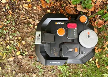 Worx’s Landroid Vision Cloud WR306E is well worth a punt for efficient lawn care on a relative budget